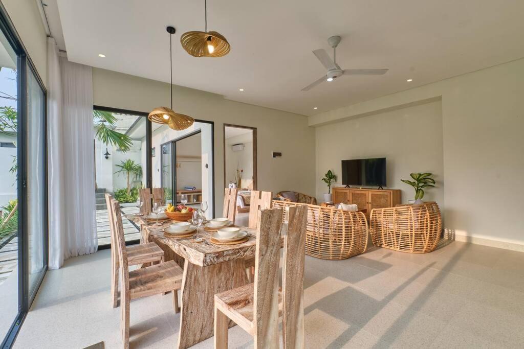 Newly! 3Bdr Modern Villa Close To Ubud Center Exterior photo