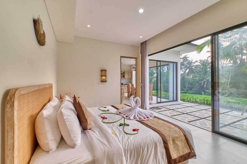 Newly! 3Bdr Modern Villa Close To Ubud Center Exterior photo