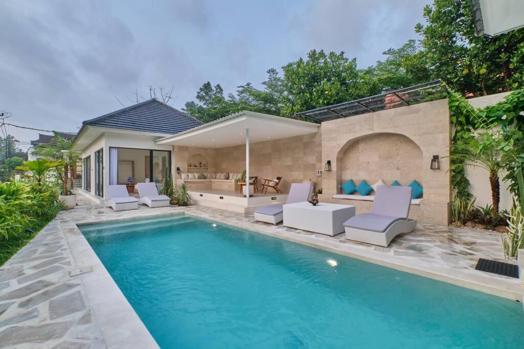 Newly! 3Bdr Modern Villa Close To Ubud Center Exterior photo